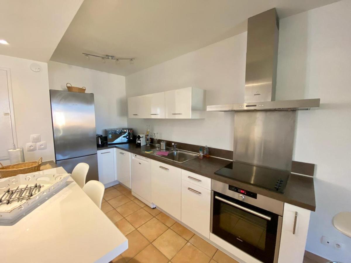 Villa Vue Mer Donnant Sur Le Golfe De St Tropez, 2 Chambres, 6 Pers, Piscine Commune سان تروبيه المظهر الخارجي الصورة