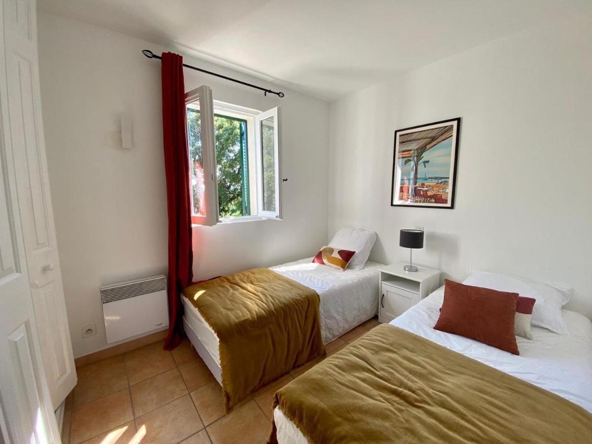 Villa Vue Mer Donnant Sur Le Golfe De St Tropez, 2 Chambres, 6 Pers, Piscine Commune سان تروبيه المظهر الخارجي الصورة